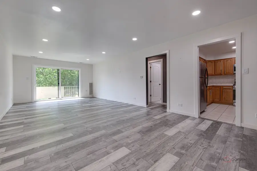 3300 N Carriageway Drive #317, Arlington Heights, IL 60004 - Image #3