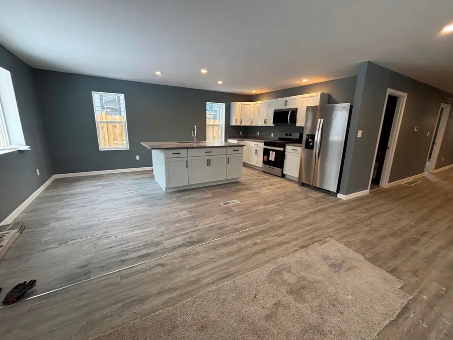 3137 Collins Avenue, Rockford, IL 61109 - Image #2