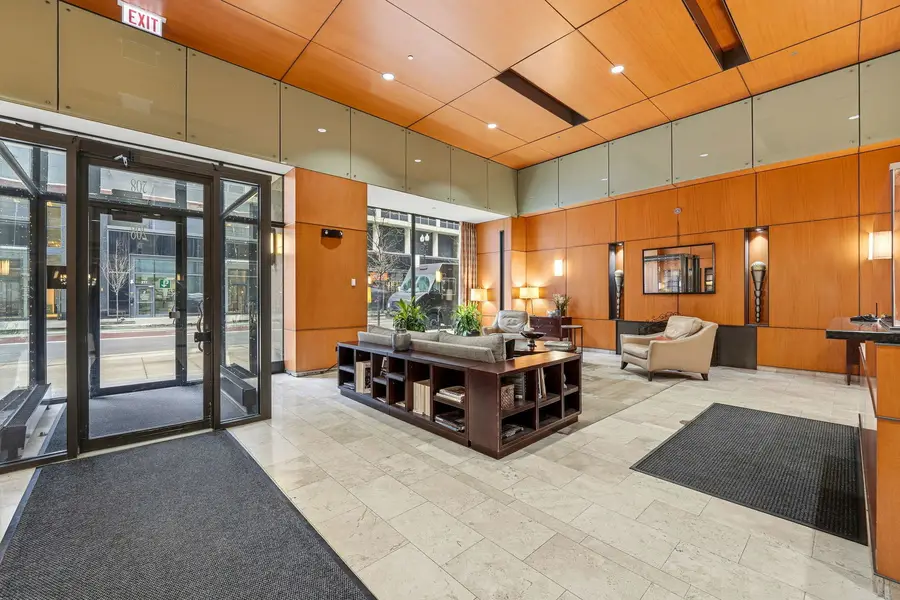 208 W Washington Street #611, Chicago, IL 60606 - Image #3