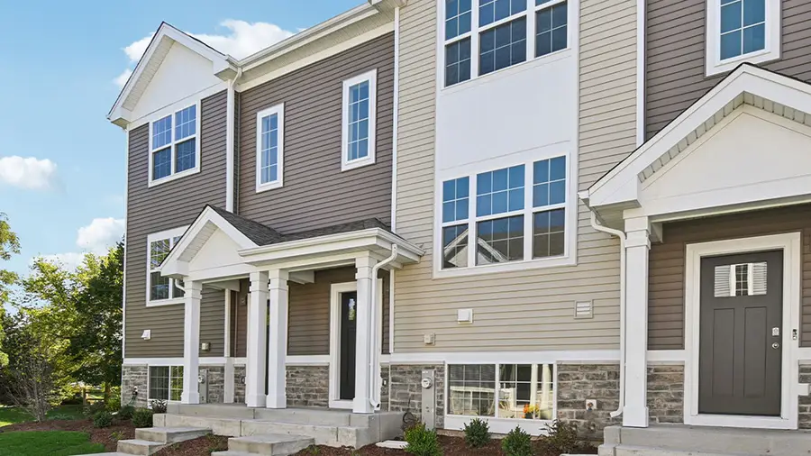 923 Briar Glen Court, Hampshire, IL 60140 - Image #2