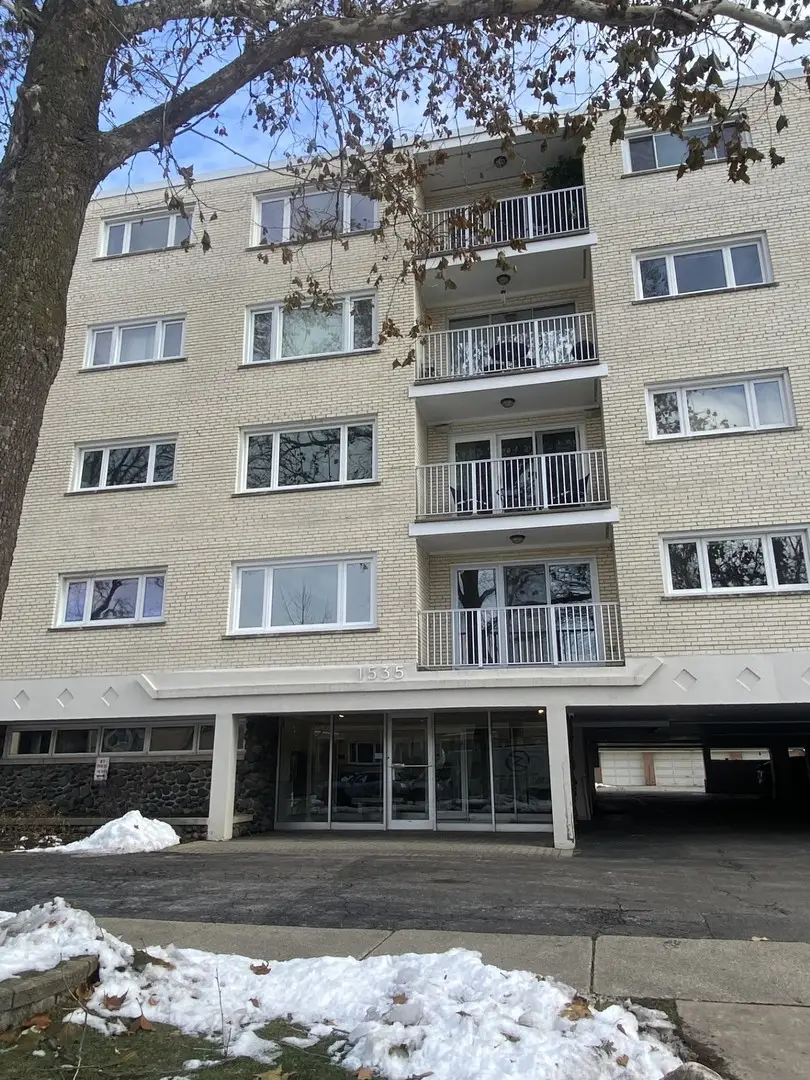 1535 Forest Avenue #404, River Forest, IL 60305 - Image #1