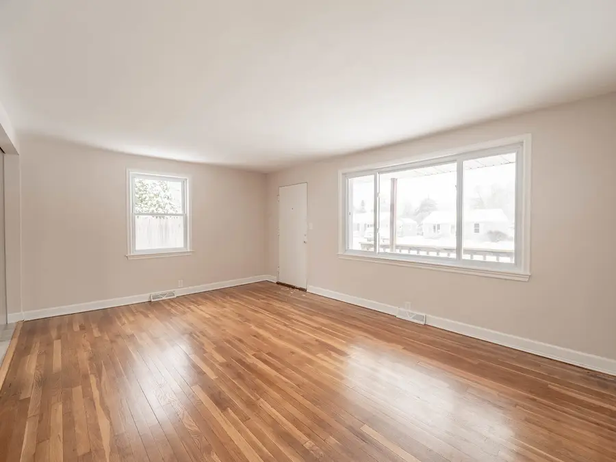 4005 N Park Street, Westmont, IL 60559 - Image #2