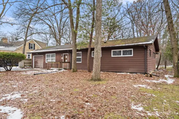 2924 W Bonnie Brook Lane, Waukegan, IL 60087