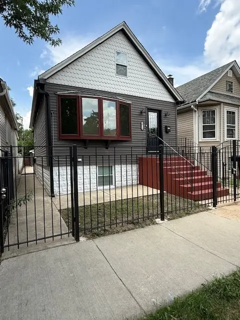 10726 S Mackinaw Avenue, Chicago, IL 60617