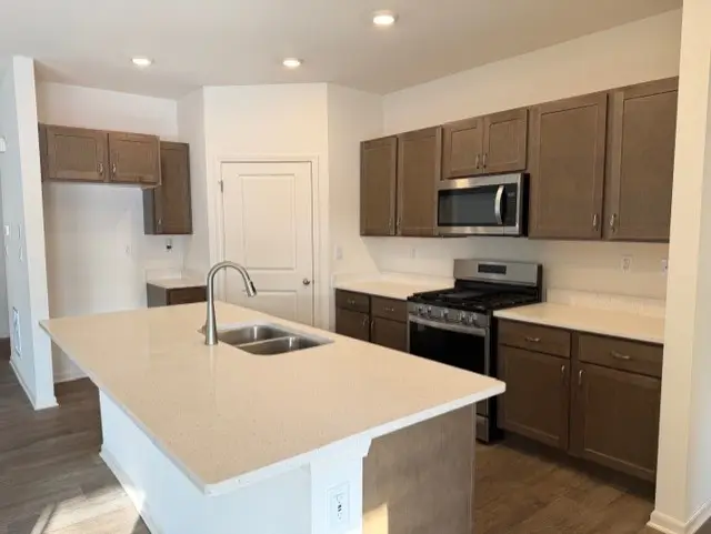 6321 Aspen Lane, Wonder Lake, IL 60097 - Image #2