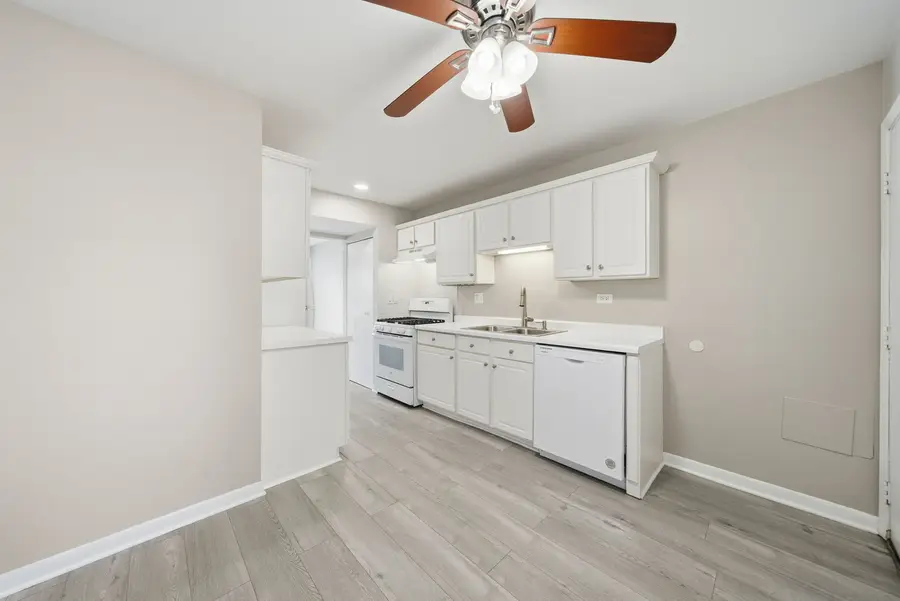 2634 Oakshire Court, Aurora, IL 60502 - Image #3