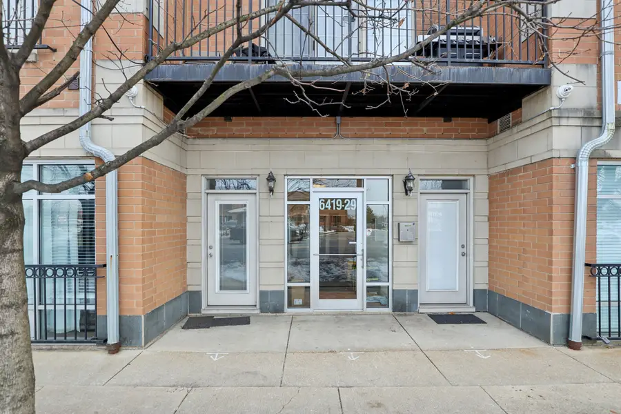 6425 W Touhy Avenue #2B, Chicago, IL 60646 - Image #2