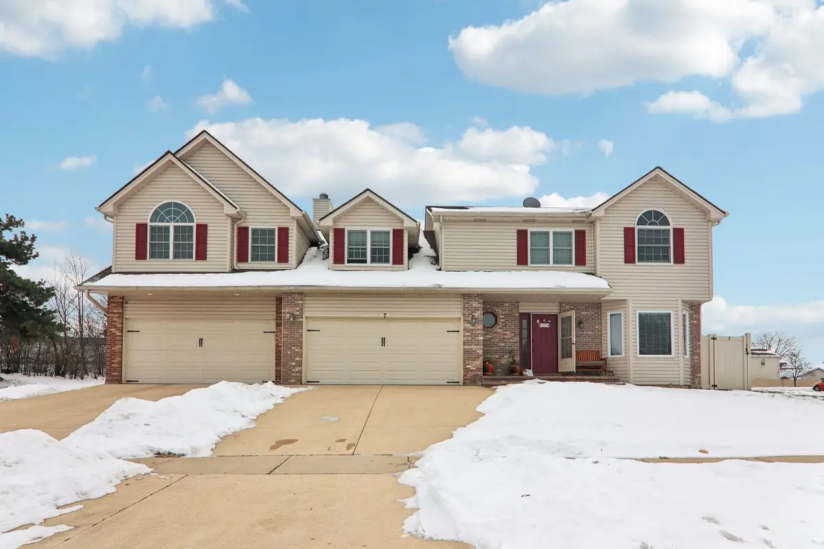 7 Exchange Boulevard, Glendale Heights, IL 60139 - Image #1