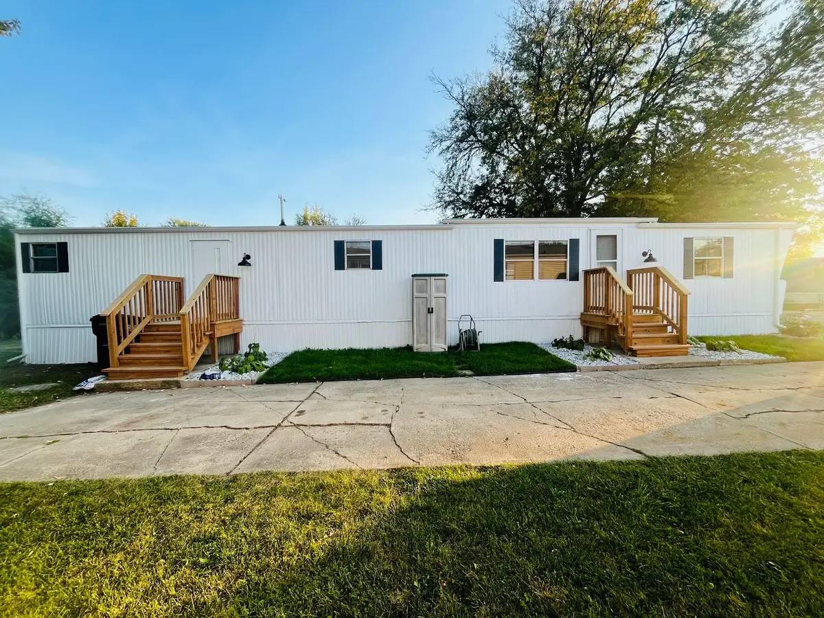 1824 Huckleberry Lane, Sycamore, IL 60178 - Image #1