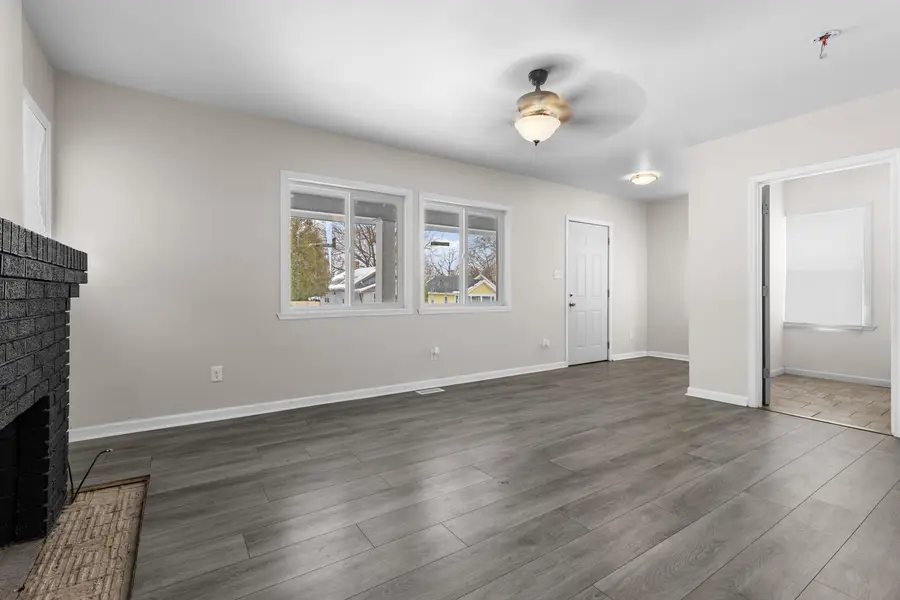 319 Foster Avenue, Rockford, IL 61102 - Image #2