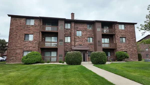 15711 Peggy Lane #7, Oak Forest, IL 60452