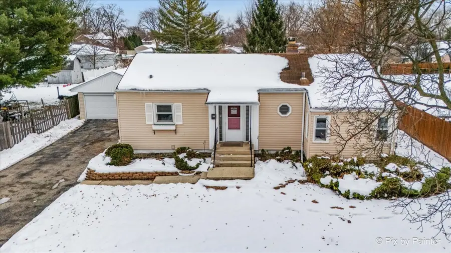 321 E Ardmore Avenue, Roselle, IL 60172 - Image #2