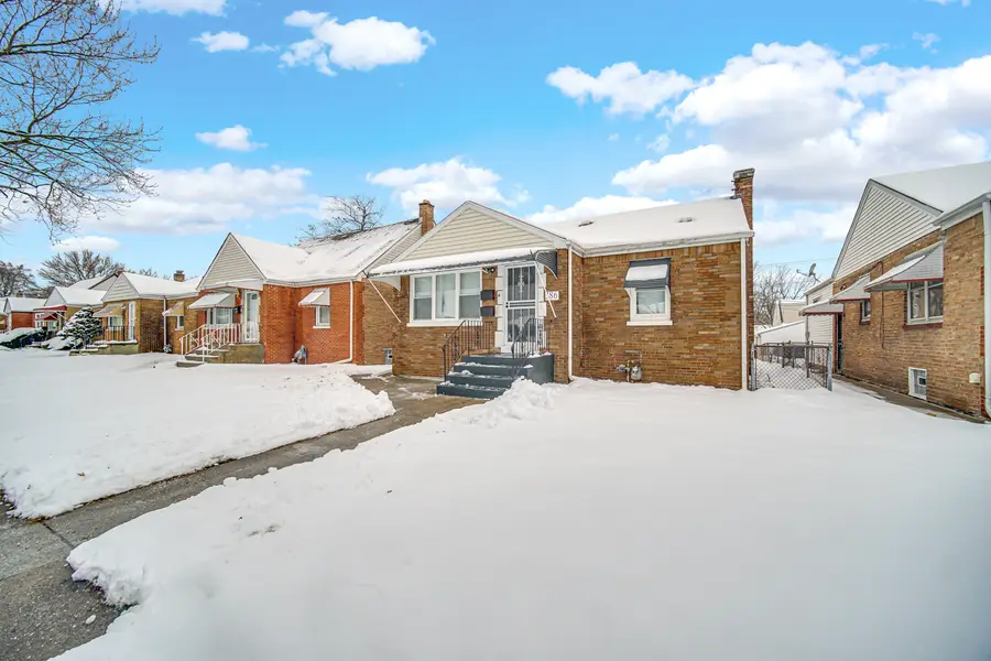 386 Paxton Avenue, Calumet City, IL 60409 - Image #2
