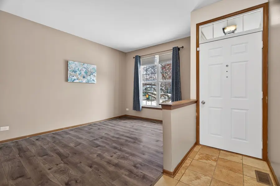 2167 Rossiter Parkway, Plainfield, IL 60586 - Image #3