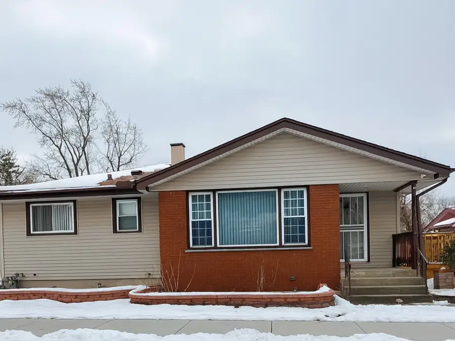 214 Eastgate Avenue, Chicago Heights, IL 60411 - Image #2