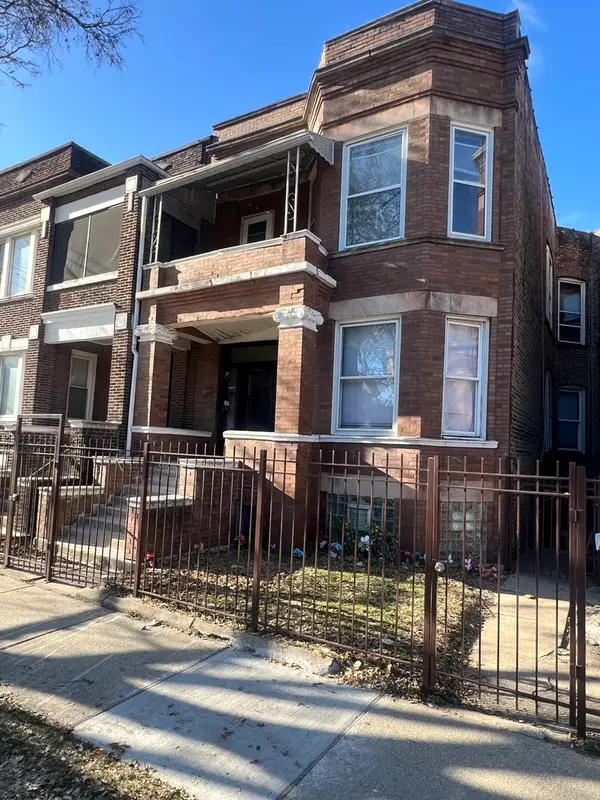 6240 S Evans Avenue, Chicago, IL 60637