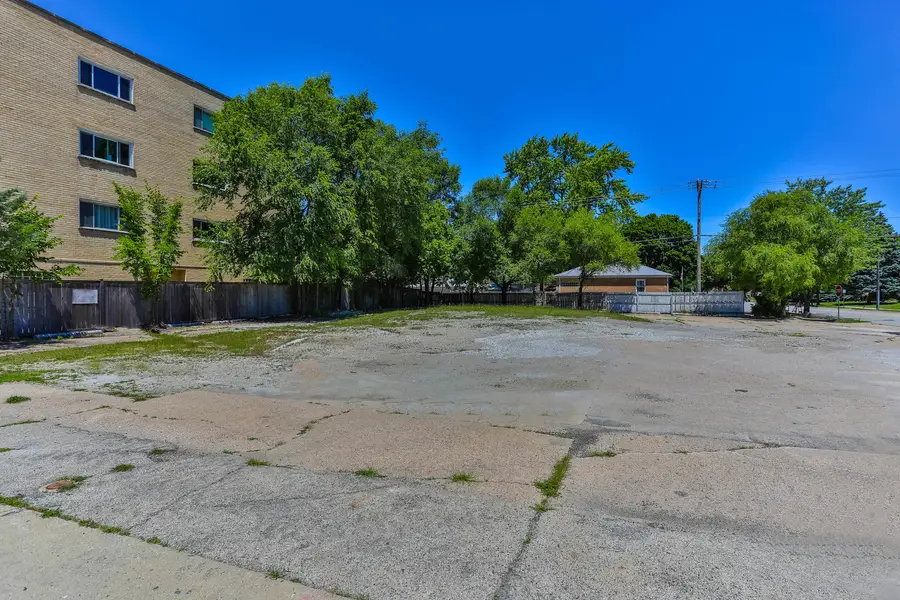 6000 Lincoln Avenue, Morton Grove, IL 60053 - Image #3