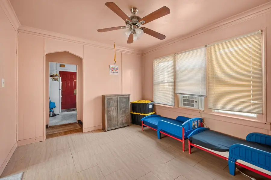 1302 W 98th Place, Chicago, IL 60643 - Image #3