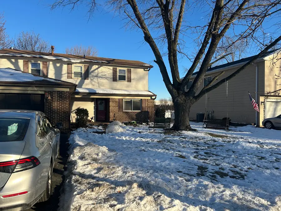 392 Ingleside Drive, Bolingbrook, IL 60490 - Image #2