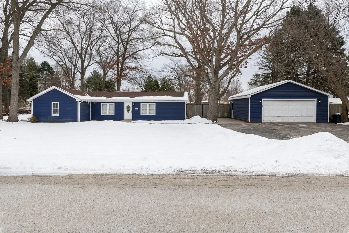 39285 N Garnett Avenue, Beach Park, IL 60099 - Image #1