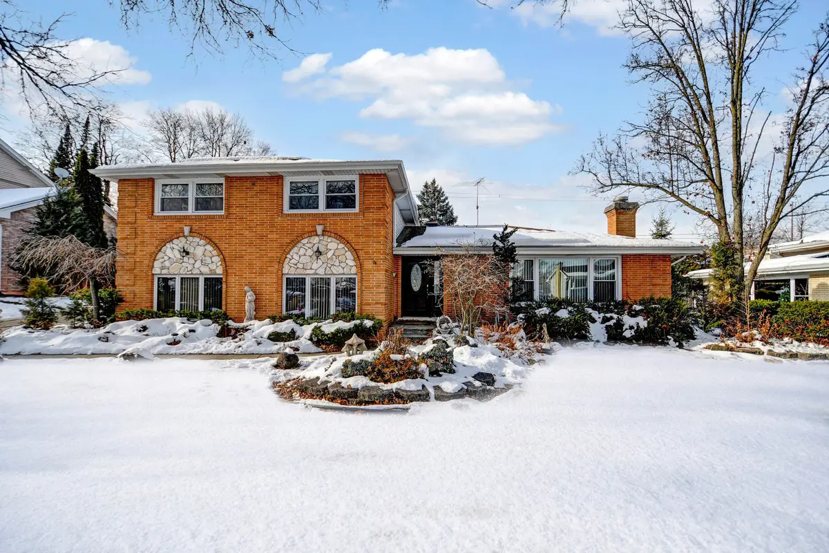 8950 S 85th Court, Hickory Hills, IL 60457 - Image #1