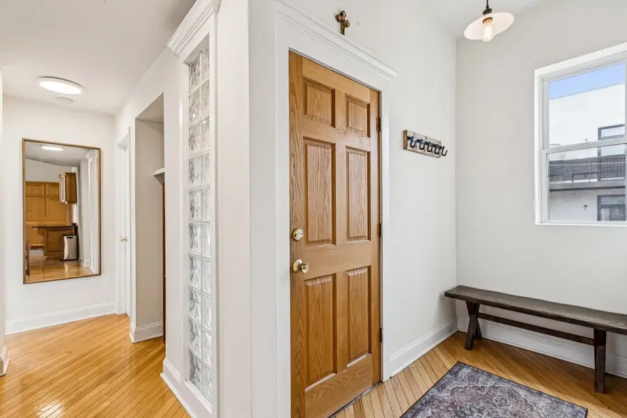 2346 W Augusta Boulevard #3F, Chicago, IL 60622 - Image #3