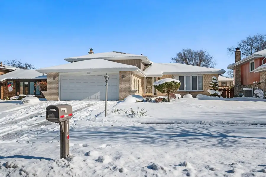 15755 Ridgeland Avenue, Oak Forest, IL 60452 - Image #2