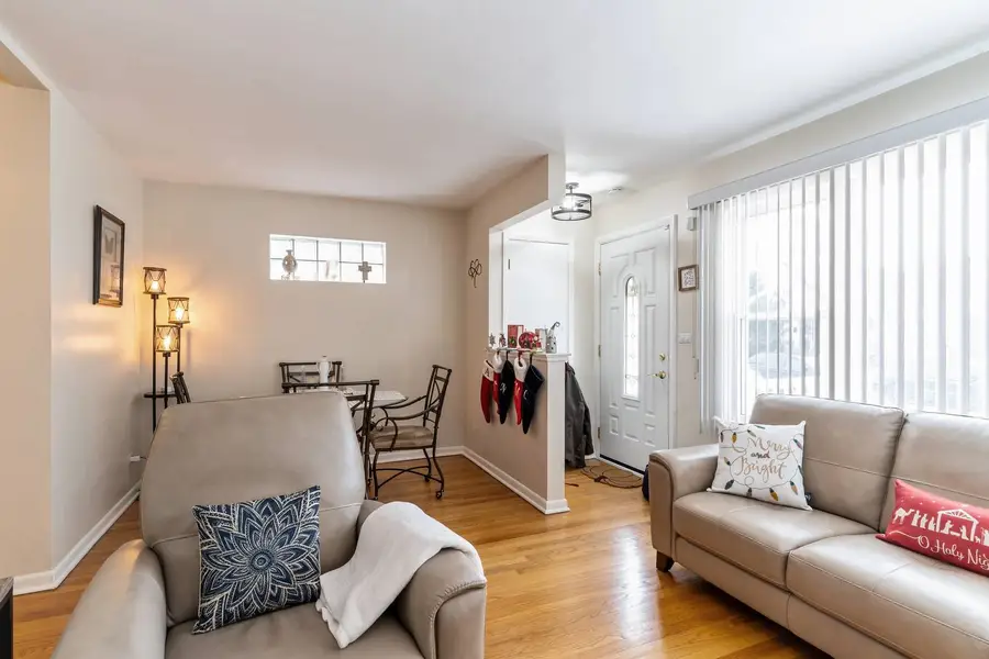 3943 N Newcastle Avenue, Chicago, IL 60634 - Image #3