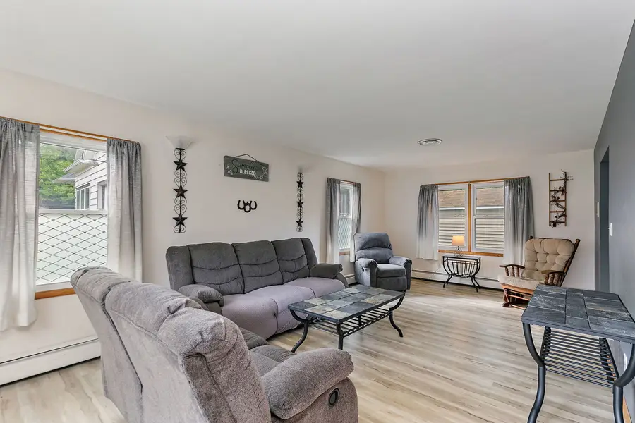 211 E Ottawa Street, Sycamore, IL 60178 - Image #3