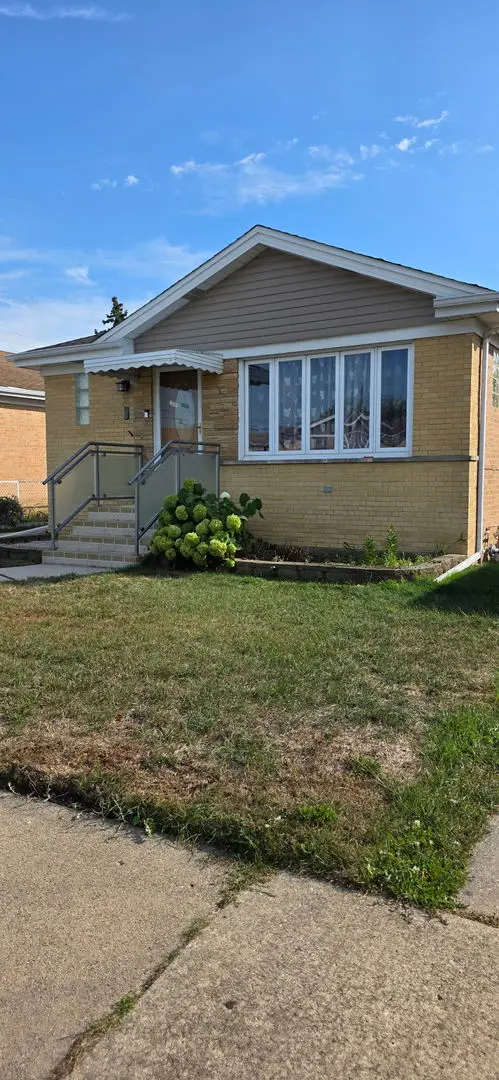 7641 W Ainslie Street, Norridge, IL 60706