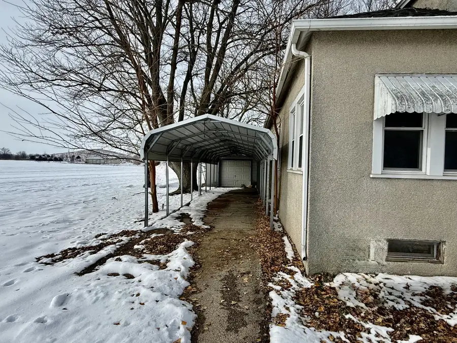 313 3rd Street, Standard, IL 61363 - Image #3