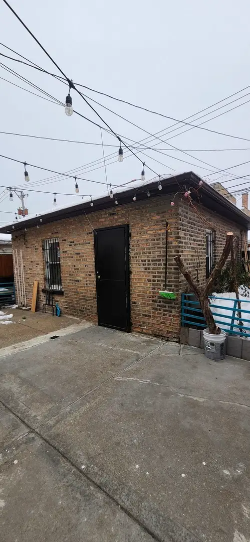 4855 W Wolfram Street, Chicago, IL 60641 - Image #3