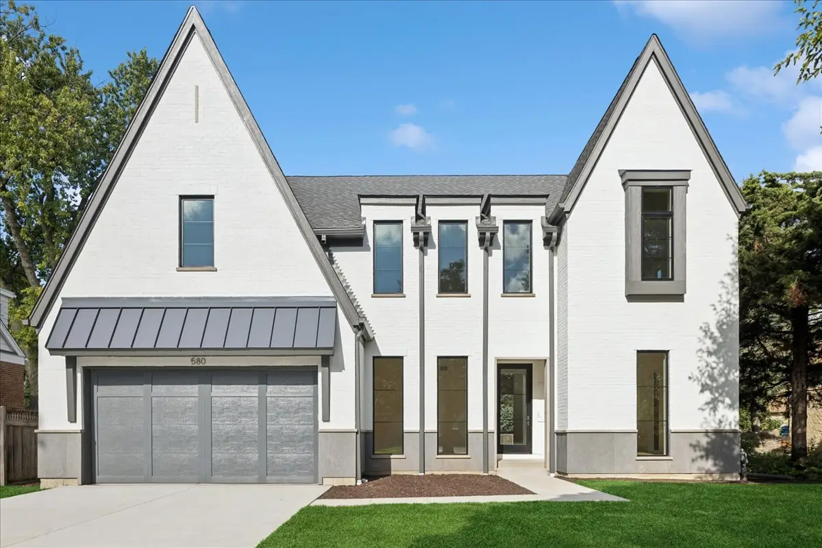 580 S Kearsage Avenue, Elmhurst, IL 60126 - #1