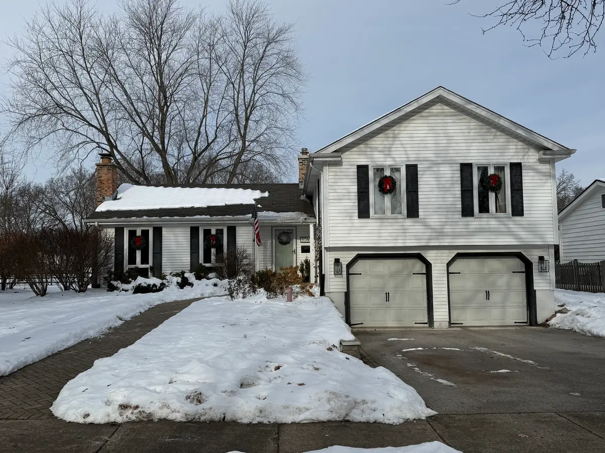 806 Fellows Street, Saint Charles, IL 60174 - Image #1