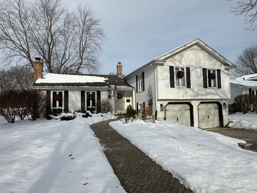 806 Fellows Street, Saint Charles, IL 60174 - Image #2