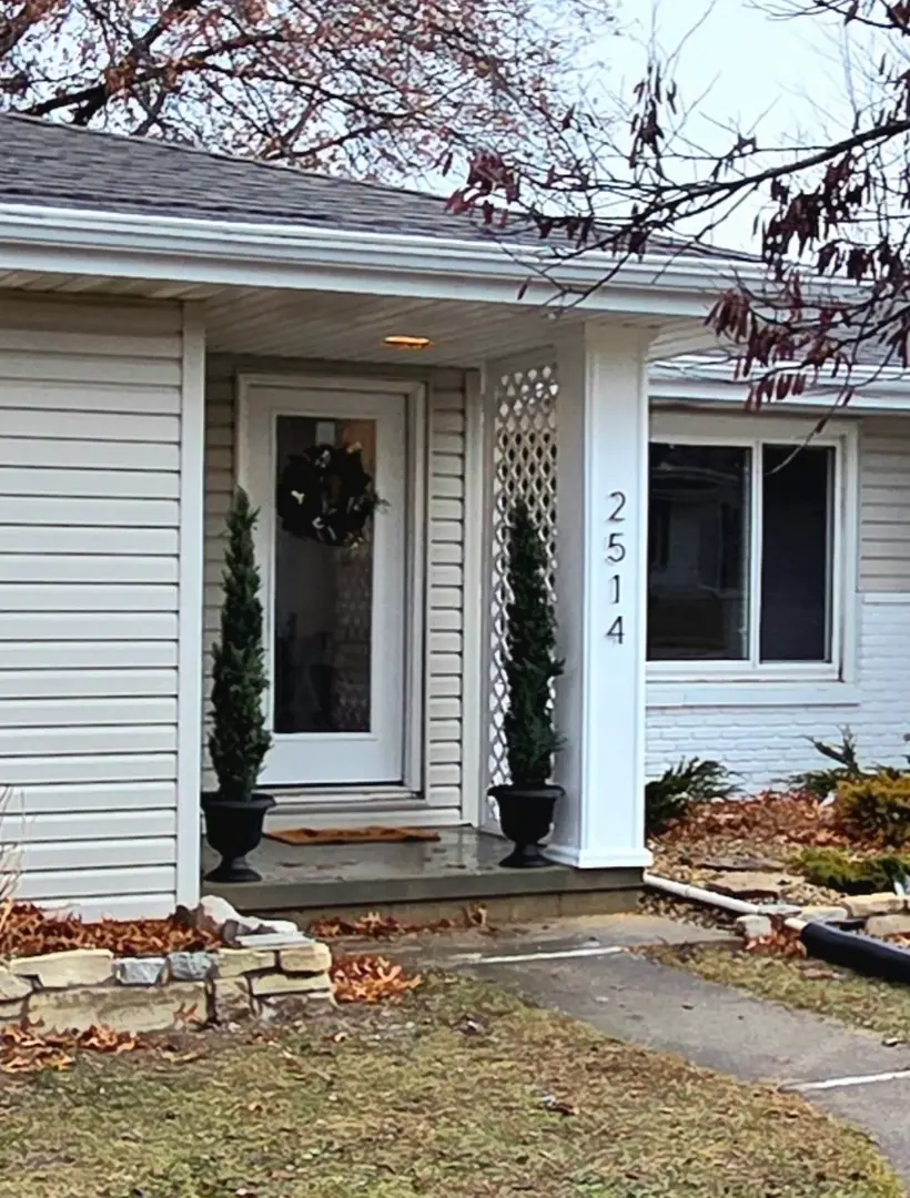 2514 W Nottingham Place, Peoria, IL 61614 - Image #2