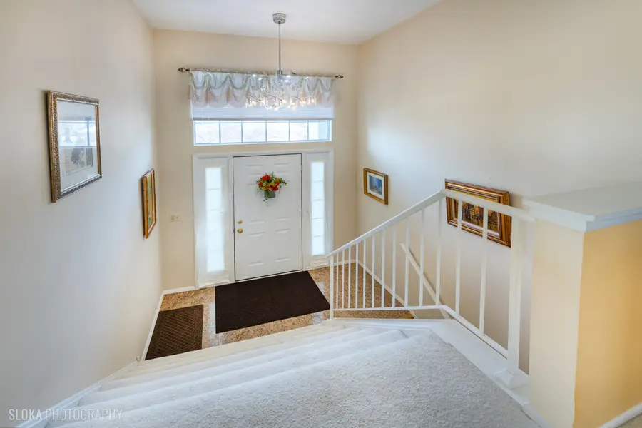 347 Ashford Circle #3, Bartlett, IL 60103 - Image #2