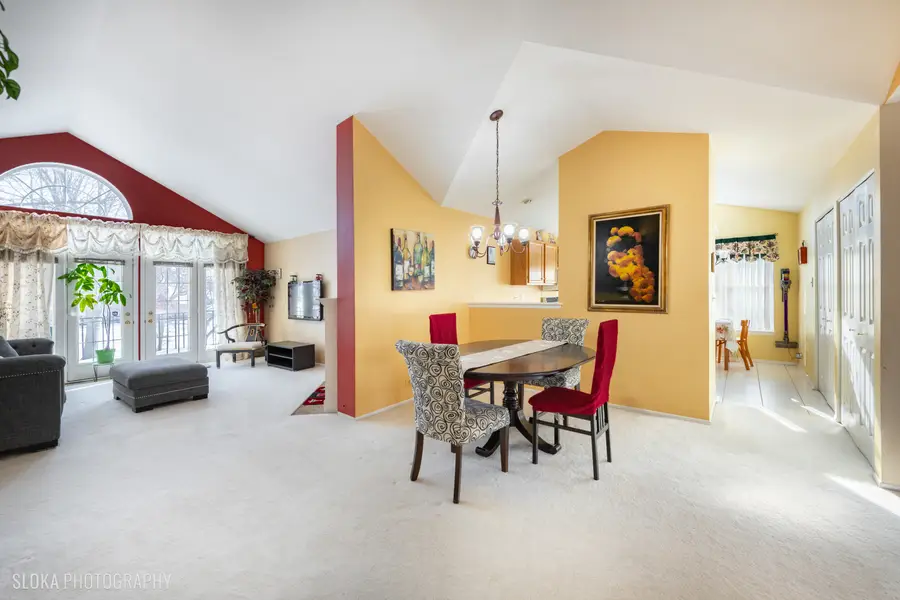 347 Ashford Circle #3, Bartlett, IL 60103 - Image #3