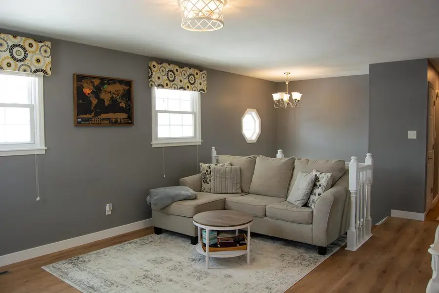 30 Ridge Lane Drive, Decatur, IL 62521 - Image #2