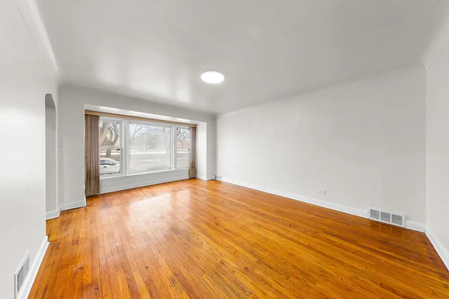8142 S Yates Boulevard, Chicago, IL 60617 - Image #2