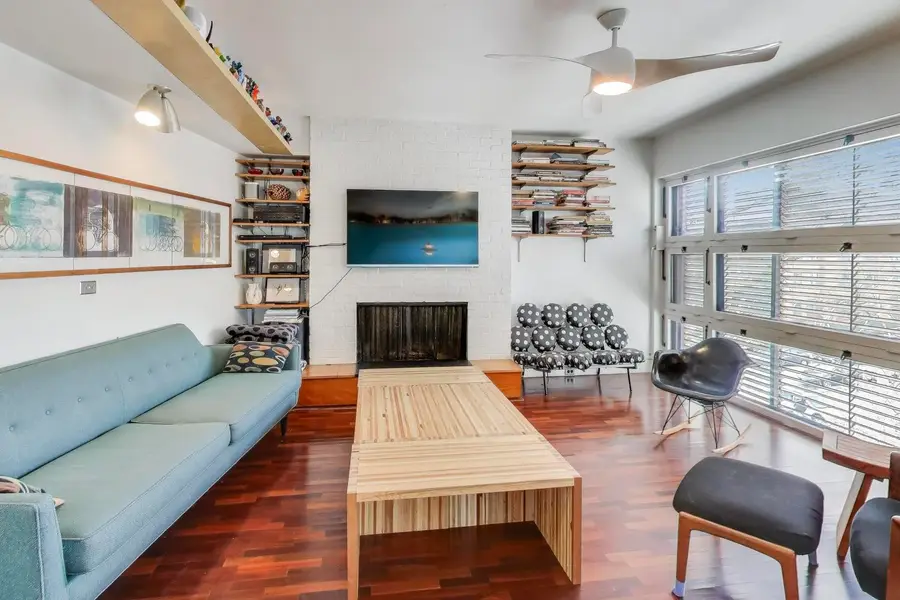 5551 S University Avenue #3, Chicago, IL 60637 - #2