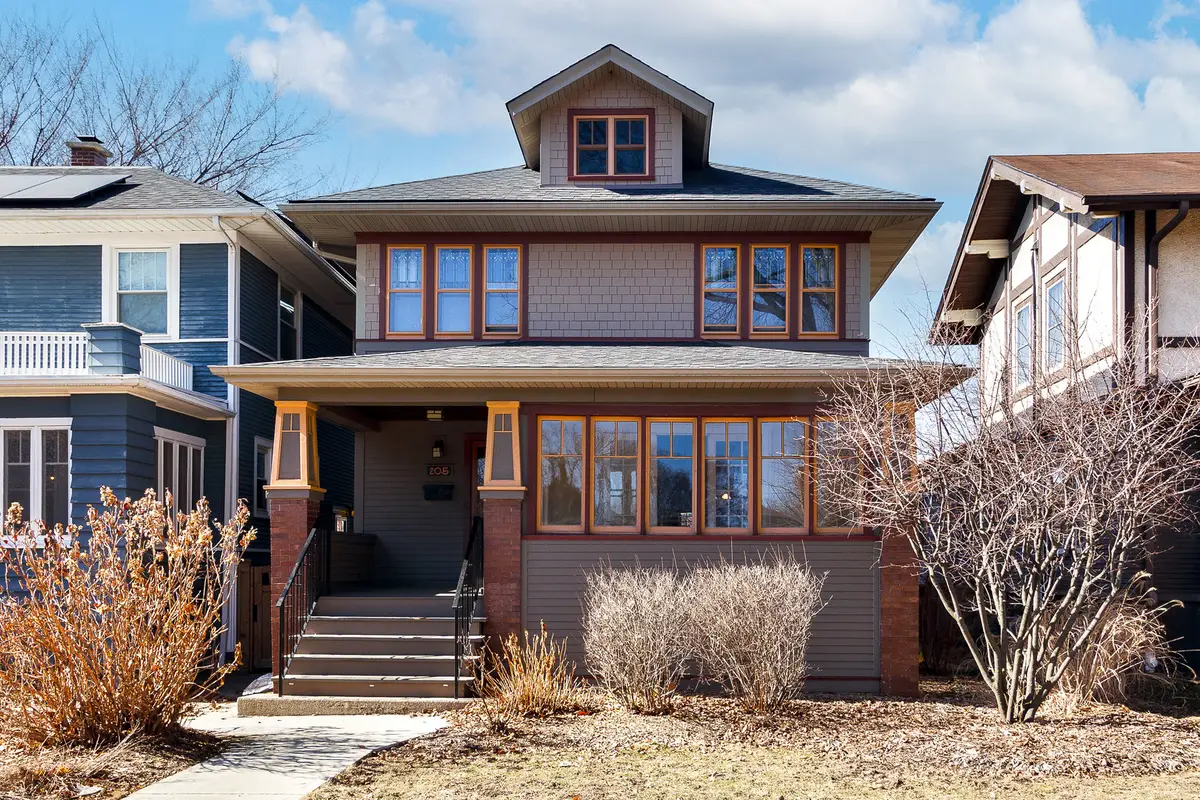 205 S Cuyler Avenue, Oak Park, IL 60302 - #1