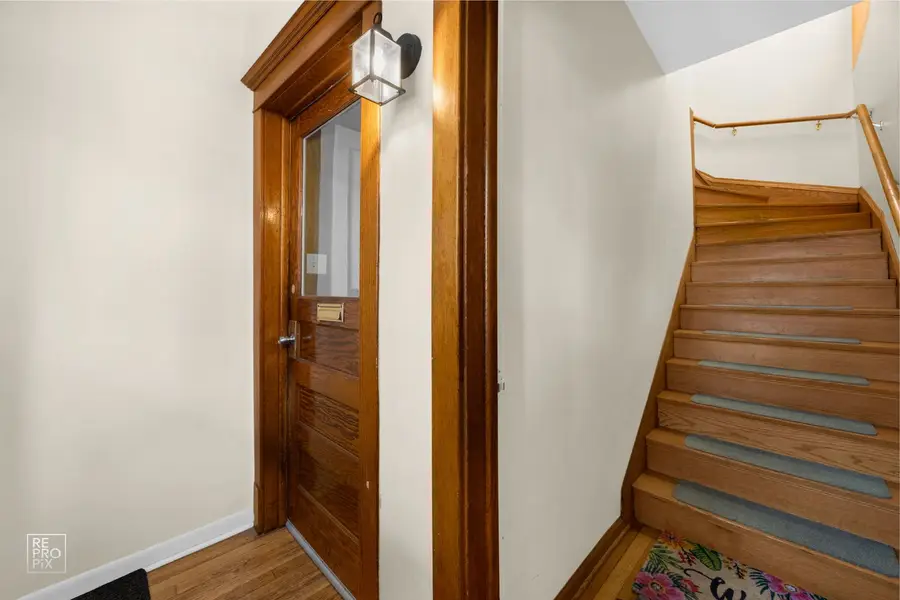 1847 W Touhy Avenue, Chicago, IL 60626 - Image #2