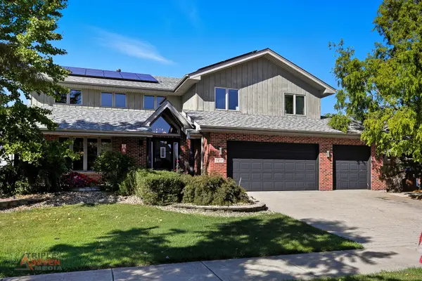 7407 Ridgefield Lane, Tinley Park, IL 60487