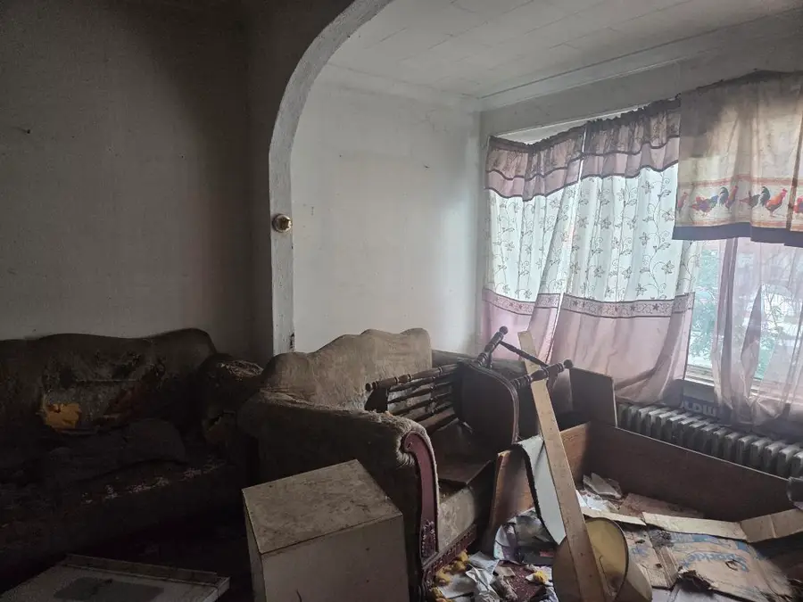 7629 S Maryland Avenue, Chicago, IL 60619 - #3