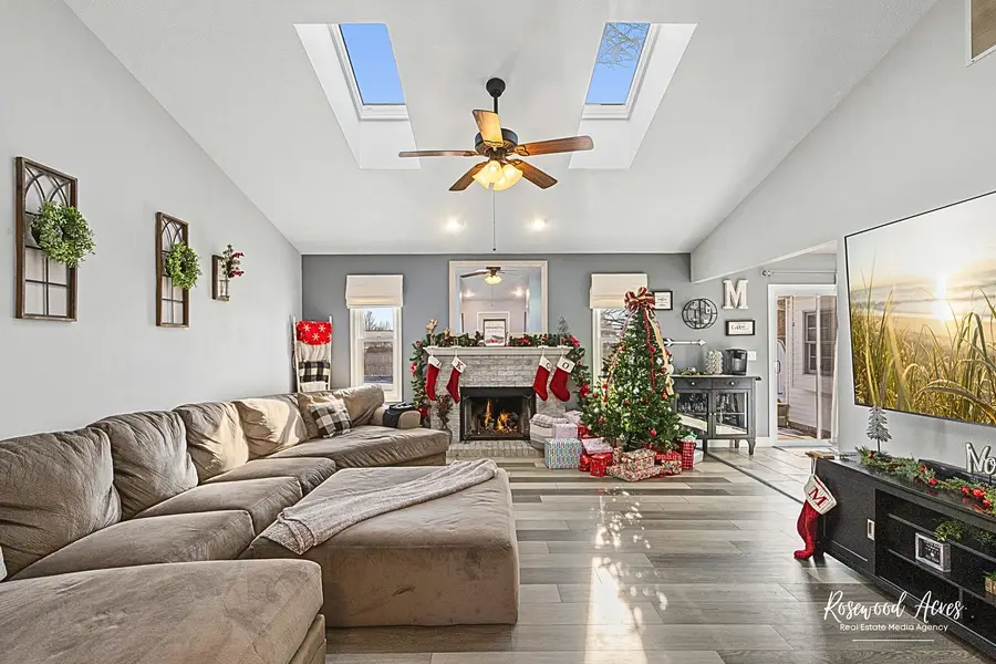 1240 E Truman Drive, Bradley, IL 60915 - Image #2