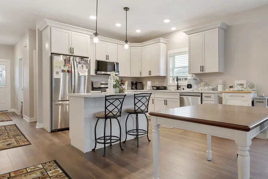 207 Julie Lane, Hampshire, IL 60140 - Image #2