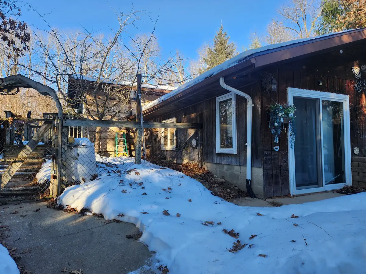 W5244 Oak Tree Lane, Princeton, WI 54968 - Image #1