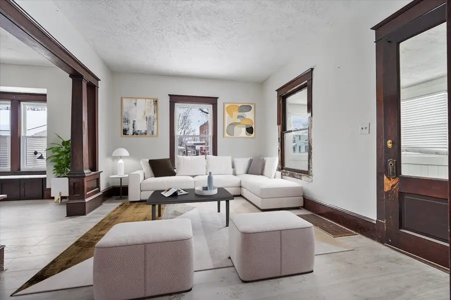 104 Magoun Street, Bloomington, IL 61701 - Image #2