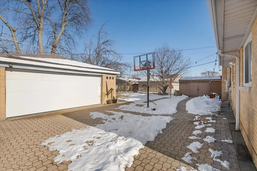 7910 Churchill Street, Morton Grove, IL 60053 - #3